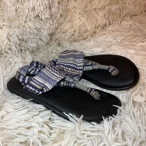 Women’s Sanuk sandals